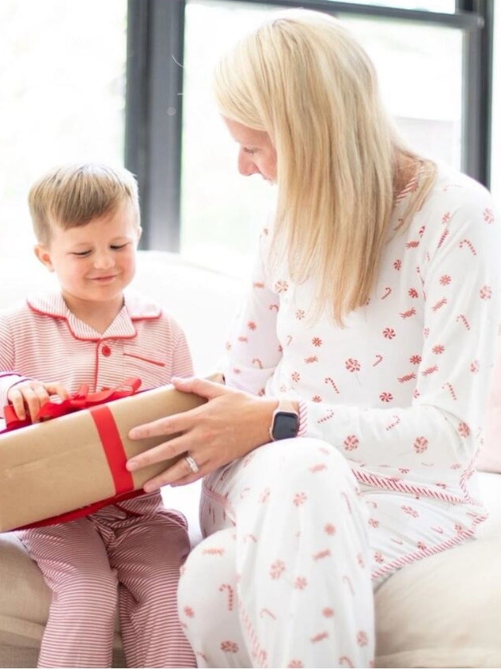 Shrimp and Grits Serendipity Peppermint Pajama Set